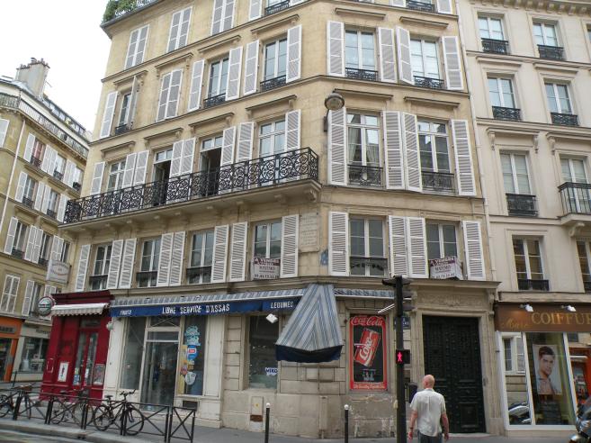  immeuble ou vécut Emile Littré, rue d'Assas